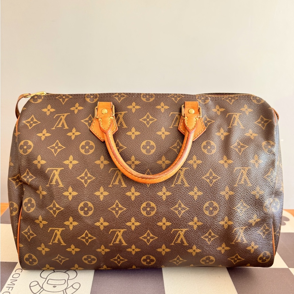 SOLD‼️ Authentic Louis Vuitton speedy 30 monogram